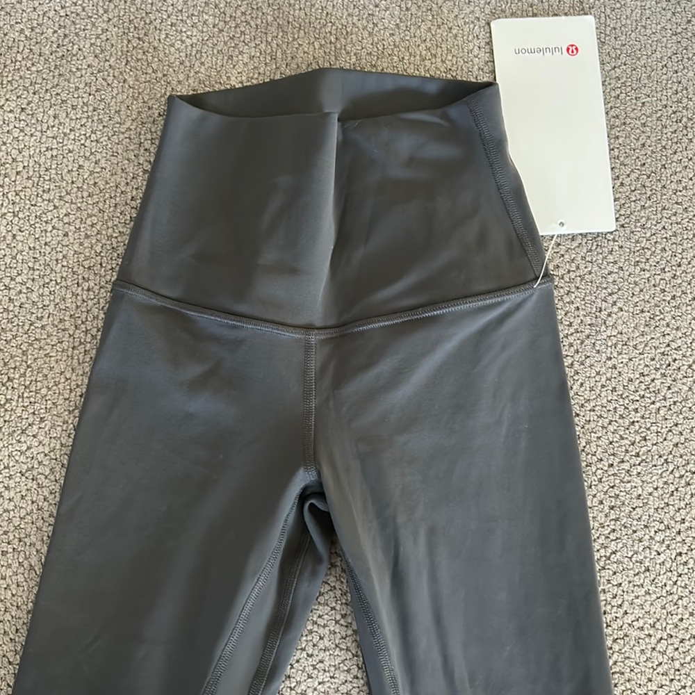 Brand new high rise align grey size 0 25”